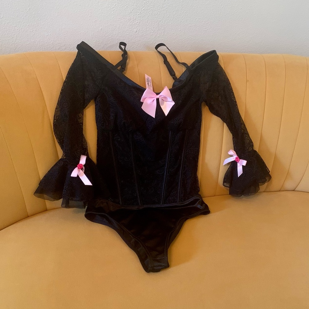 Dolls kill sugar thrillz black lace S  bodysuit nwt